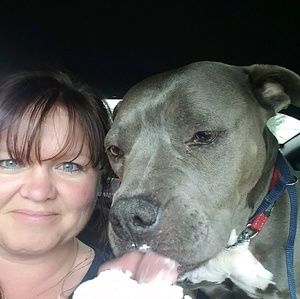 Meet your Posher, Lisa